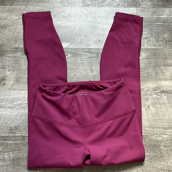 Yogalicious Lux Rose Pink leggings - Picture 3 of 11